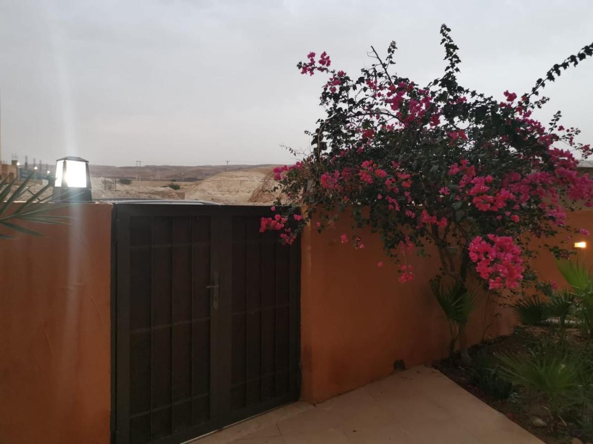 A Wonderful Stay At The Dead Sea Sweimeh Екстериор снимка